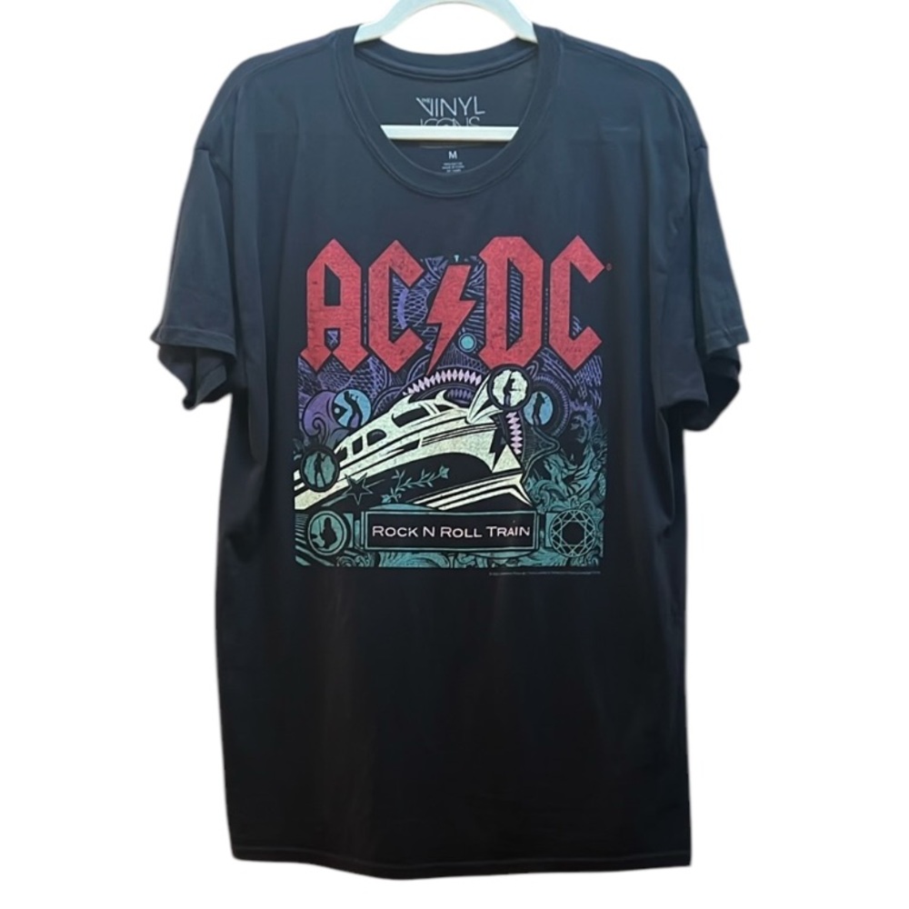 AC/DC Band Tee size Med. gender neutral. - Picture 6 of 10